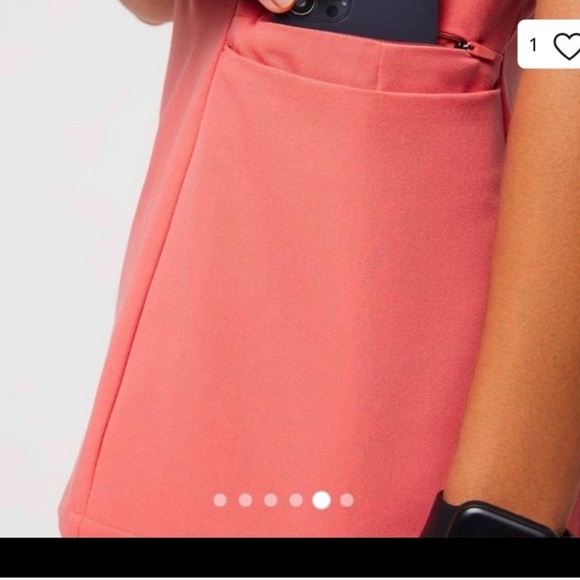 Figs HOT CORAL Amapa Scrub Top Size XS limited edition - Picture 4 of 11